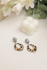 Leopar Desenli Küpe