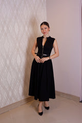 Siyah Fermuar Detaylı Midi Elbise