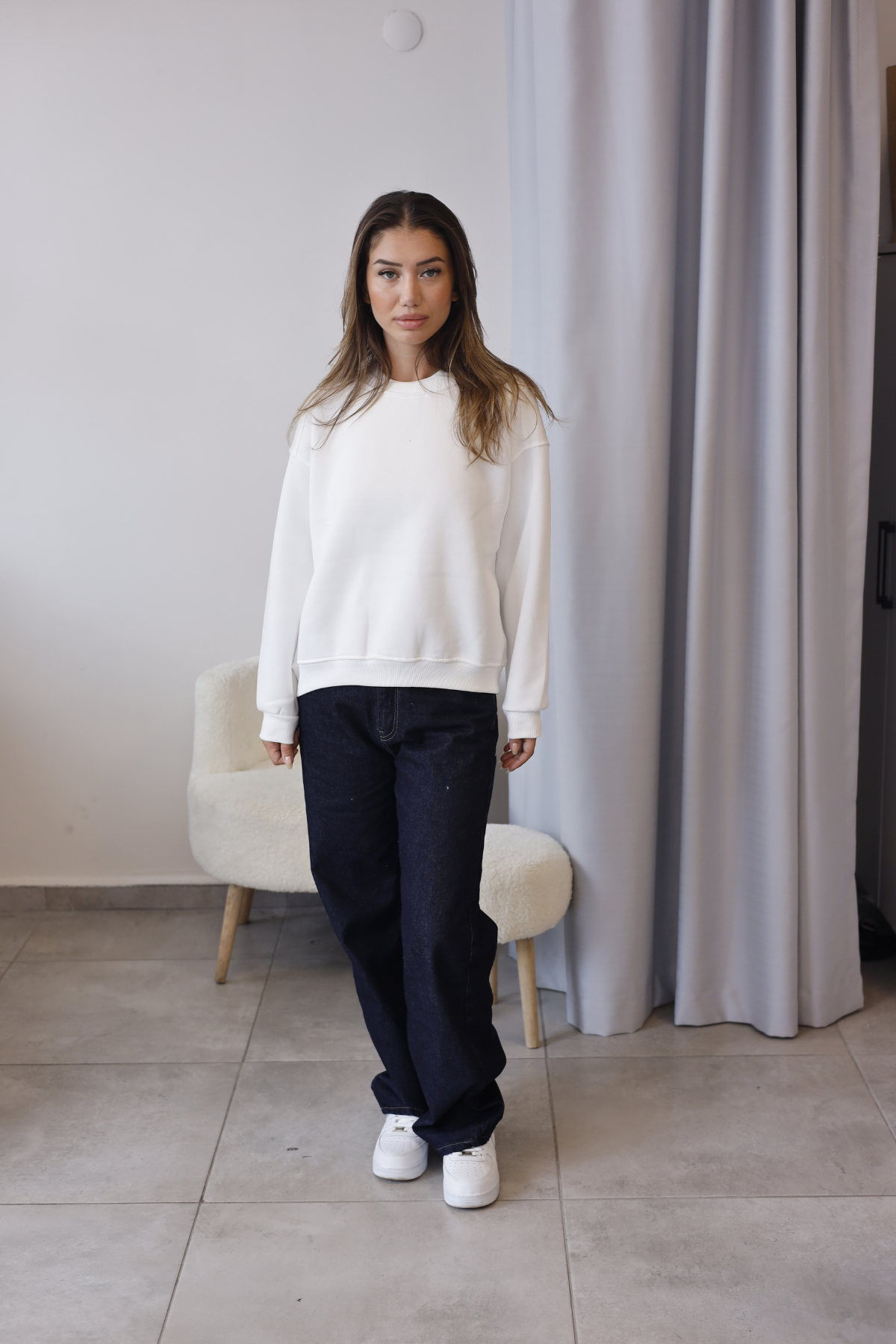 Beyaz Bisiklet Yaka Oversize Sweatshirt