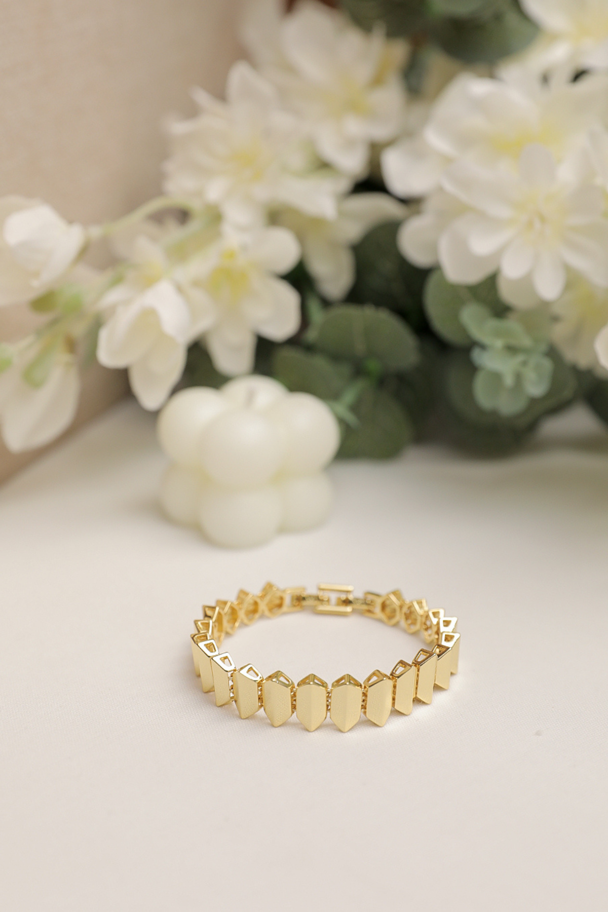 Gold Shield Bileklik