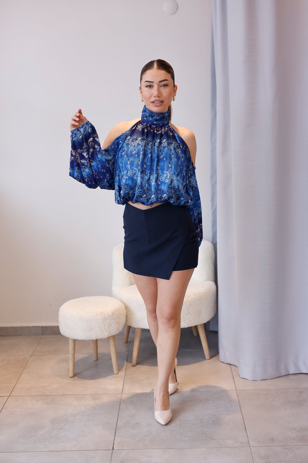 Lacivert Şal desenli Halter Yaka Bluz