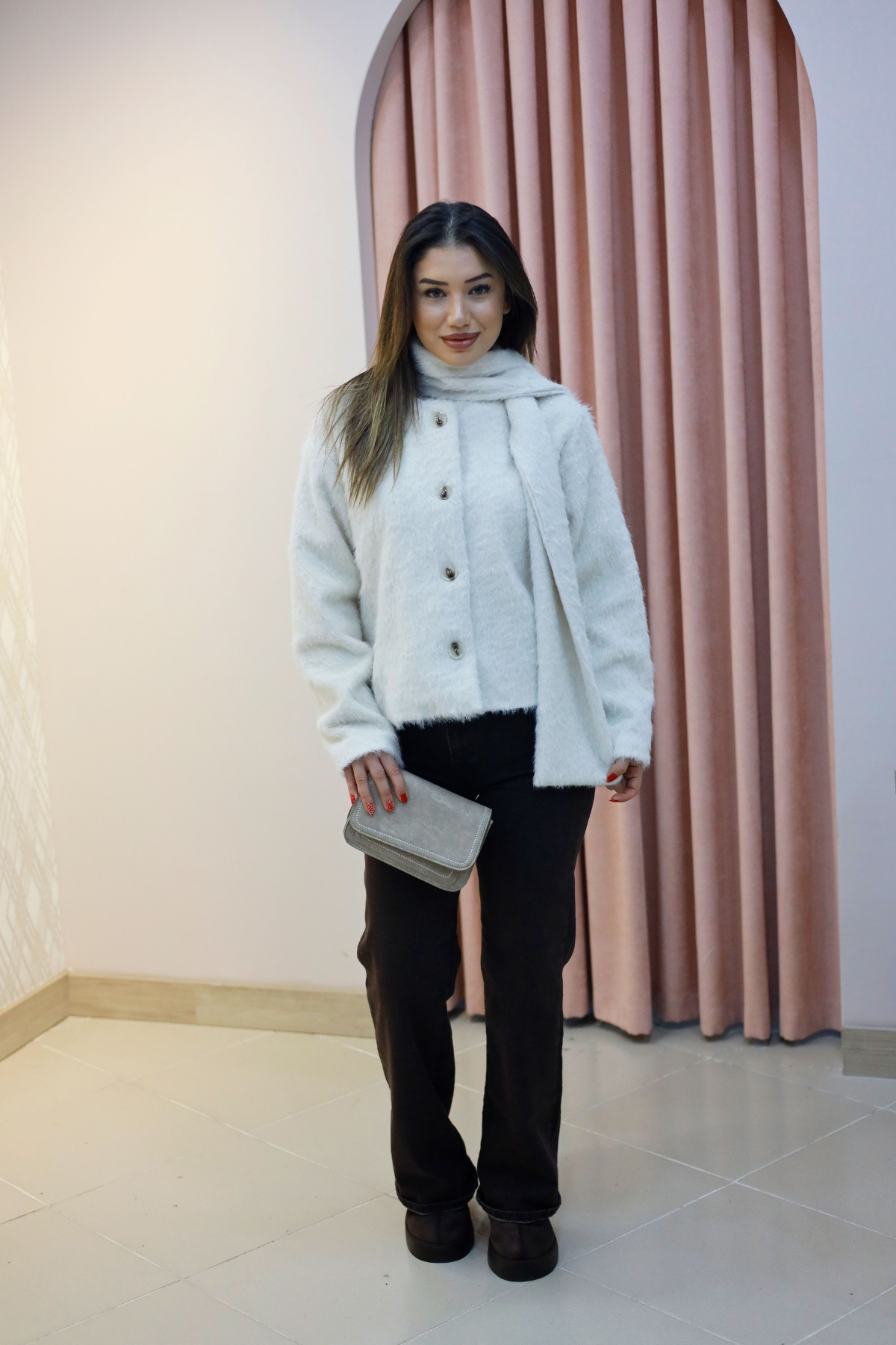 Taş Peluş Şal Yaka Kısa Kaban