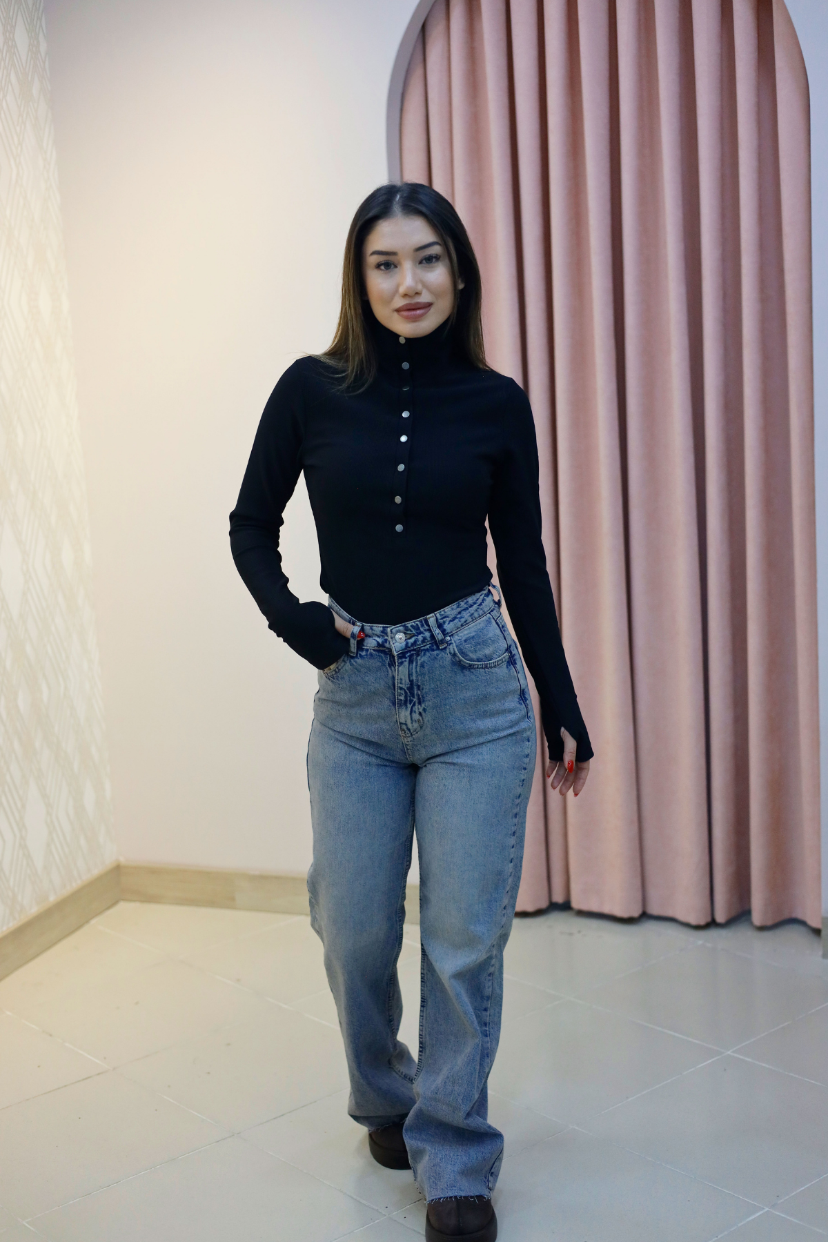 Siyah Ottoman Düğmeli Fit Bluz